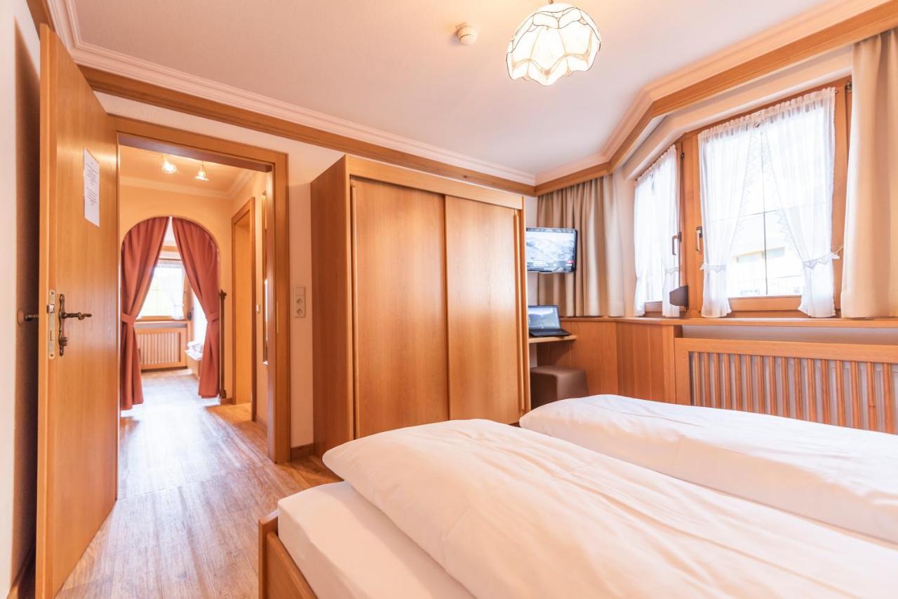 Hotel Garni Apart Tina Ischgl Exterior foto